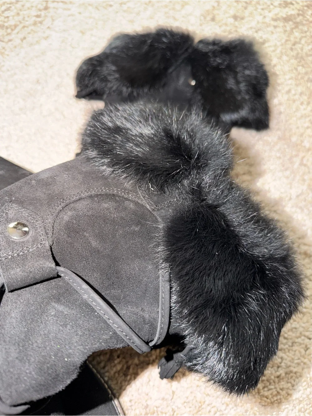 Black Faux Fur Fold-Over Winter Boots - Women